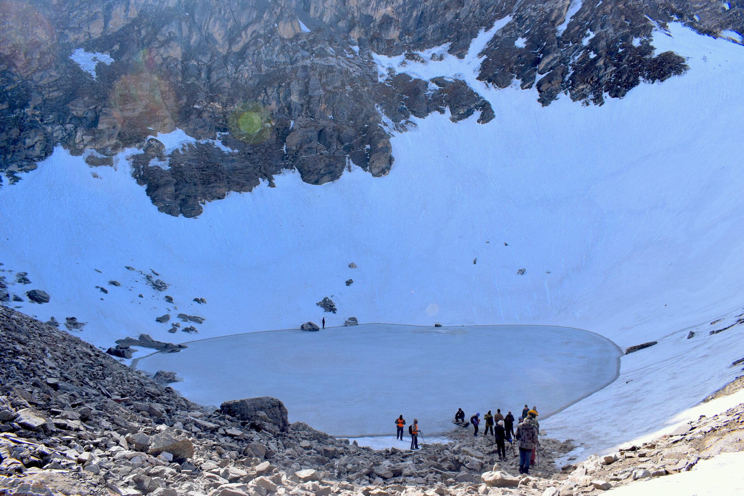 Picture of a gigantic frozen lake of Roopkund at an altitude of 5,020m